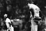 Twins relief pitcher Ron Davis lowered his head after allowing a run to Cleveland late in 1984.