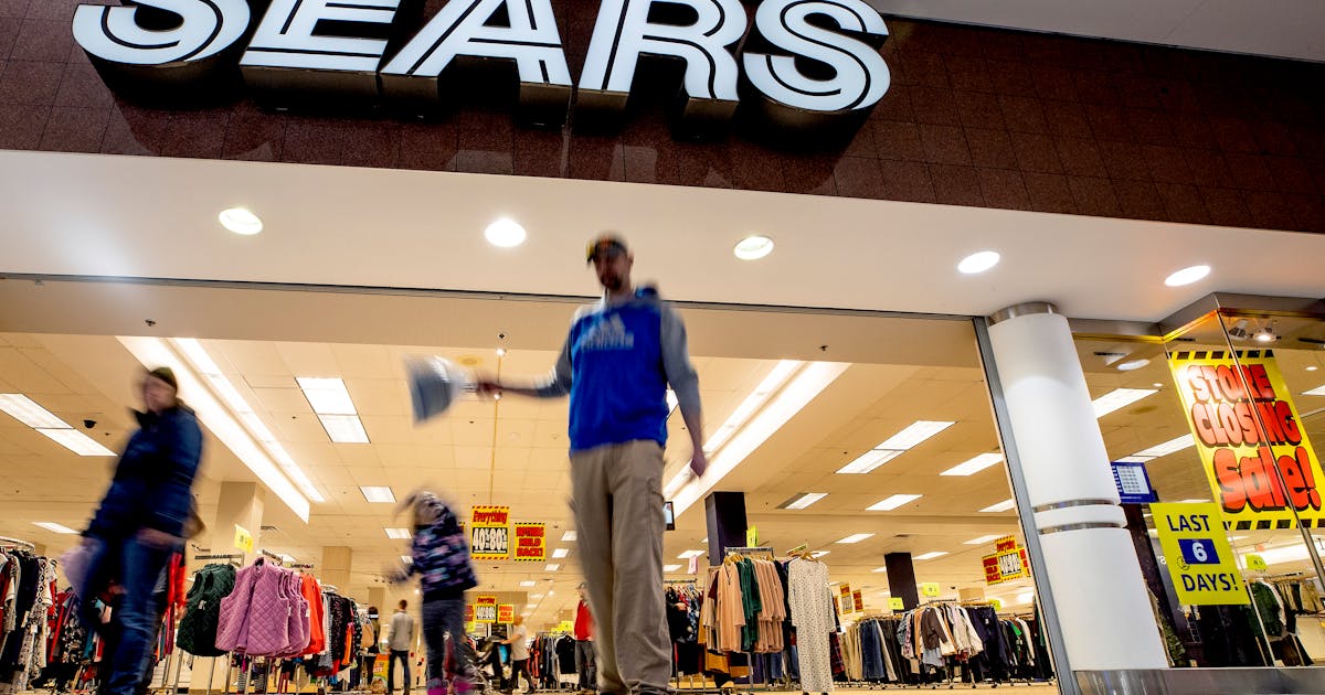 Court takes case disputing Sears’ -a-year Mall of America lease