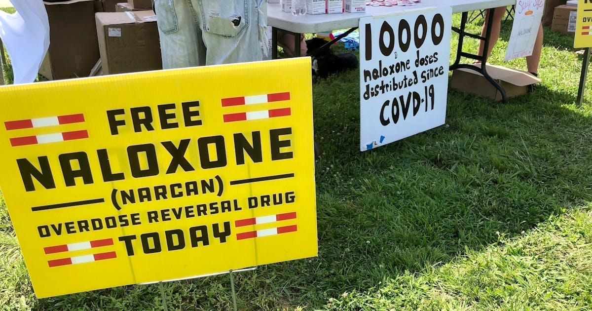 U.S. judge finds for 3 drug distributors in Wests Virginia opioid lawsuit