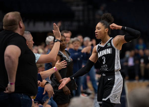 Lynx, on a roll, looking for turnaround vs. Chicago