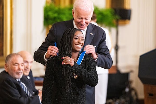 Biden awards Medal of Freedom to 17