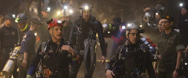Viggo Mortensen and Colin Farrell play cave rescuers in gripping “Thirteen Lives.”
