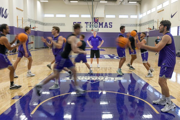 Surprise of college basketball: St. Thomas' fine recruiting class