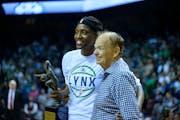 Lynx center Sylvia Fowles held her WNBA MVP trophy beside Lynx owner Glen Taylor in September 2017.