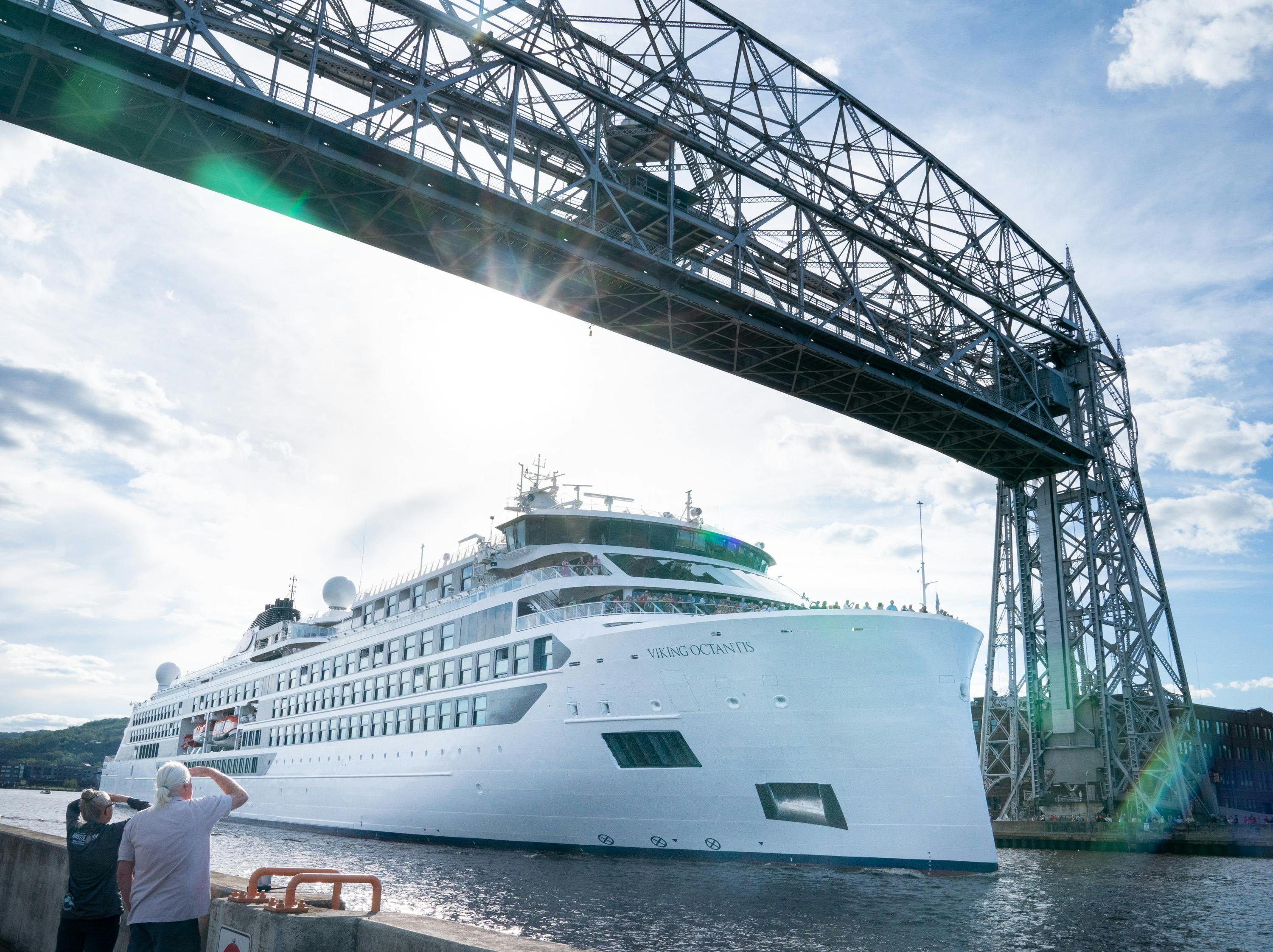 great lakes cruises from duluth