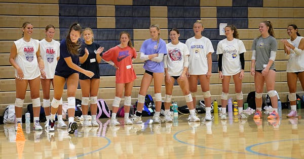Wayzata girls' volleyball team supports push for boys in the sport