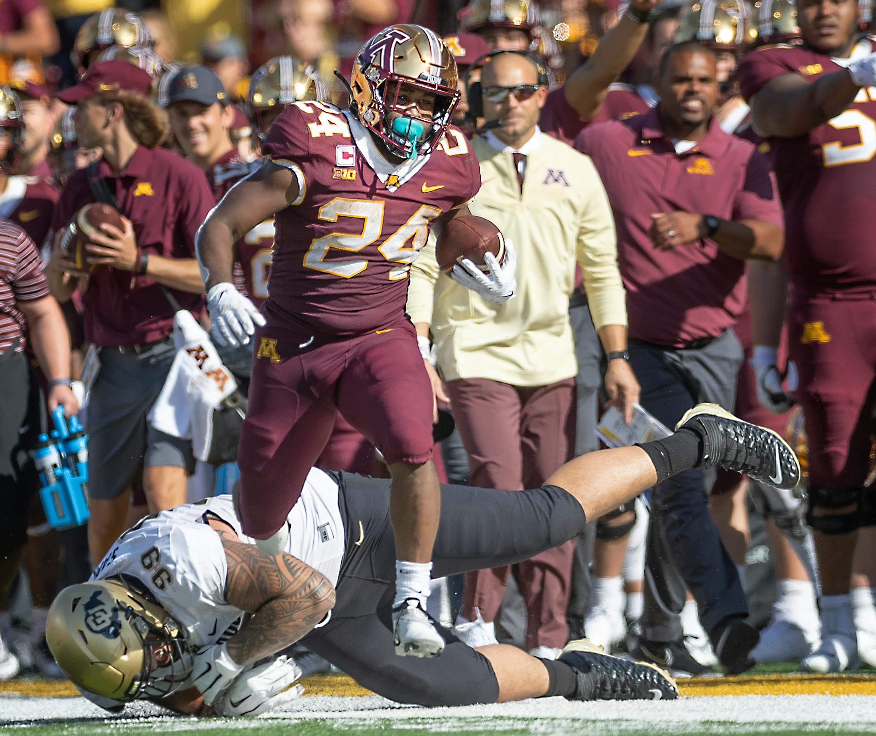 Running back Mohamed Ibrahim on his way to rewriting Gophers record book