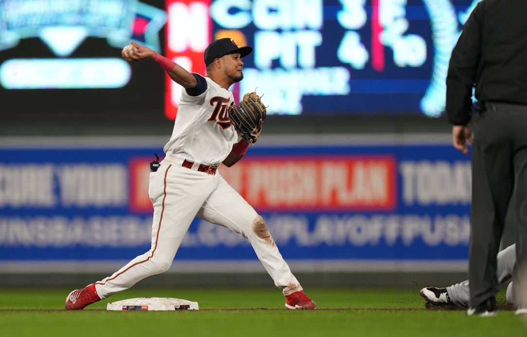 Twins' MLB batting leader Luis Arraez not focused on batting title -  InForum