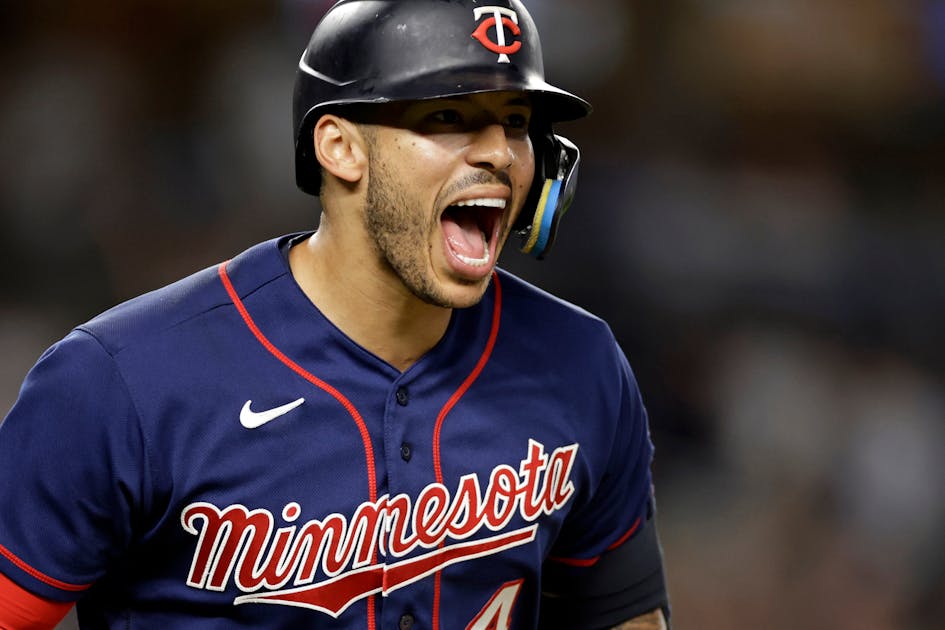 Twins shortstop Carlos Correa told newspaper he will opt out of contract