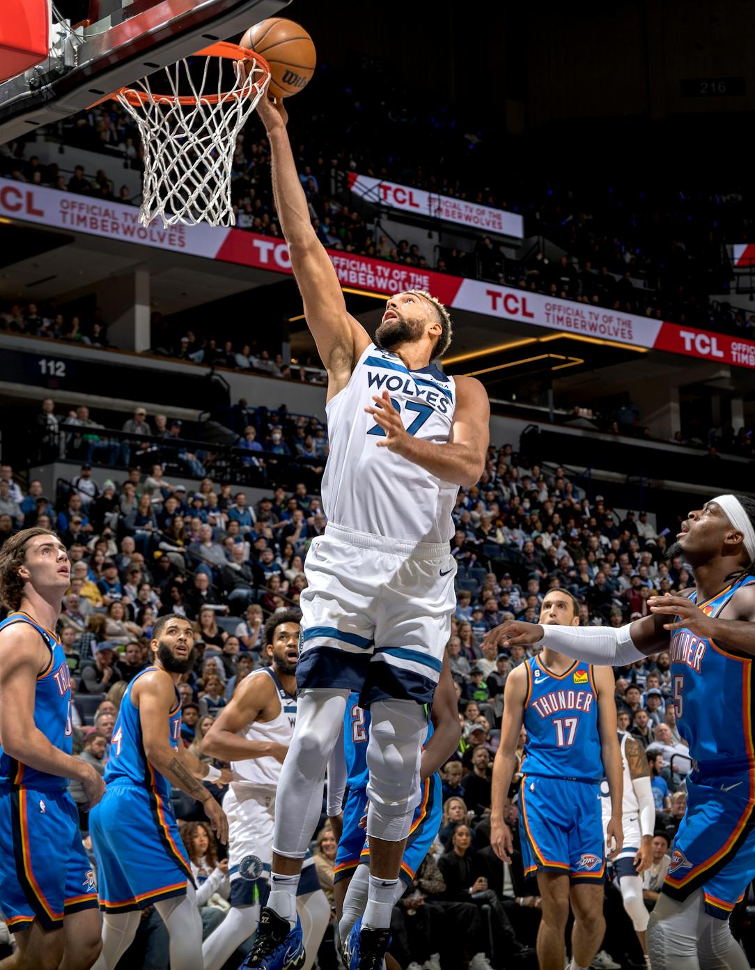 Rudy Gobert lights up Thunder, rescues Timberwolves in opening night win