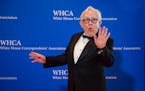 Actor Leslie Jordan arrives for the 2022 White House Correspondents’ Association Annual Dinner at the Washington Hilton Hotel on April 30, 2022, in 