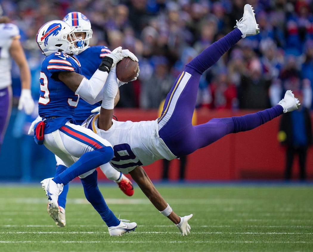 Justin Jefferson ripped the ball from Buffalo cornerback Cam Lewis for a memorable catch.