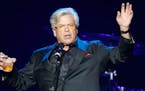 Ron White first rose to fame as the cigar-smoking, scotch-drinking comedian on the Blue Collar Comedy Tour.