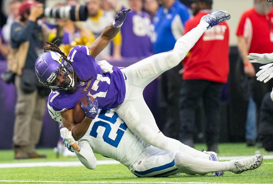 Vikings claim 2 crowns: Comeback, NFC North kings in 39-36 OT win over  Colts North News - Bally Sports