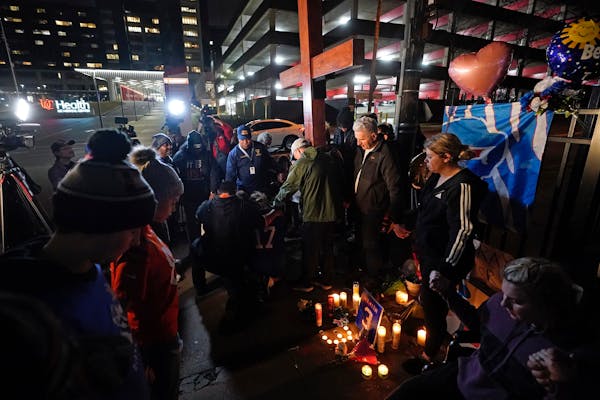 Cincinnati and Buffalo fans hold vigils for Hamlin