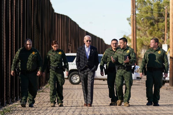 Biden inspects US-Mexico border amid GOP criticism