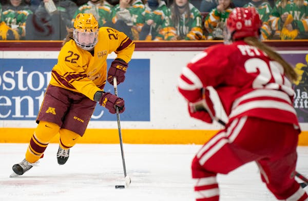 Gophers forward Abigail Boreen (22), above against Wisconsin last season, had the game-winner Saturday afternoon as Minnesota beat UMD 4-3 for its 12t
