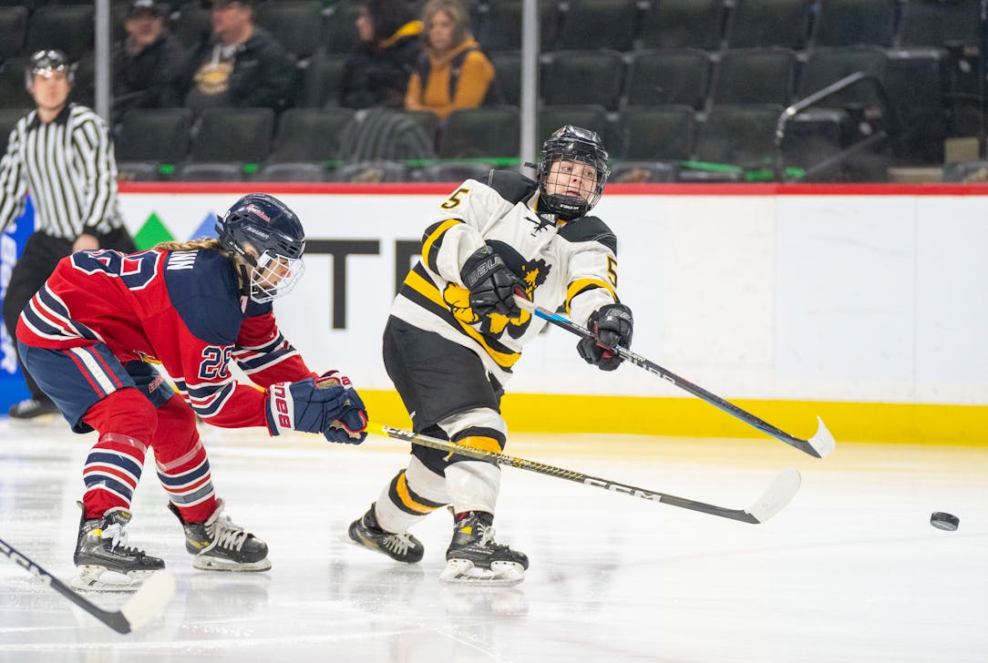 Warroad heads back to title game, setting up a coaches' battle with Orono -  The Rink Live