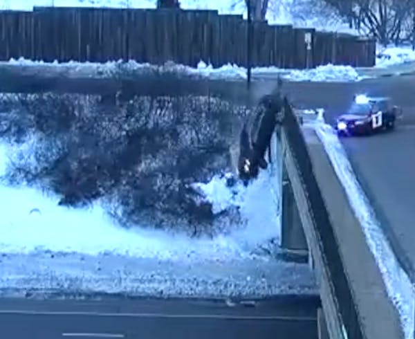 Video: SUV being chased by patrol in Minneapolis plunges off I-94 overpass