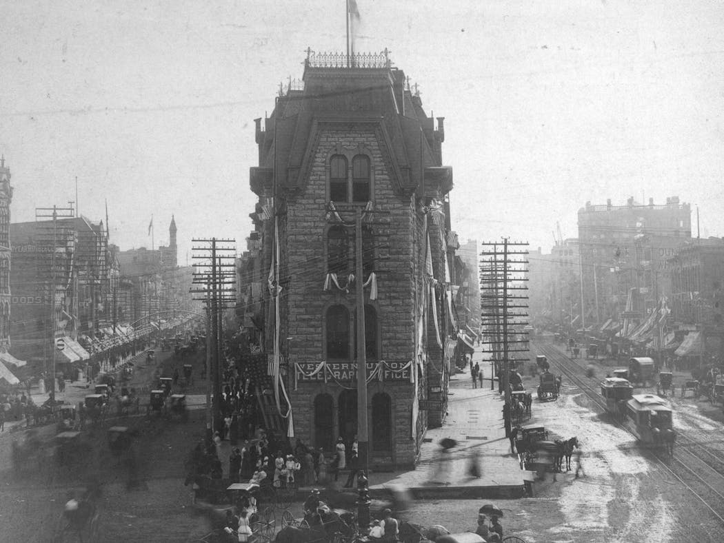Minneapolis' Bridge Square at the intersection of Nicollet and Hennepin aves. in 1886.