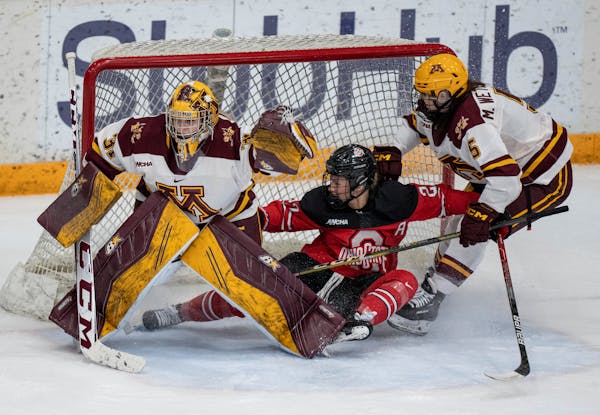 Finally another title? U women have something to prove at Frozen Four