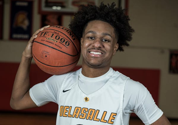Nasir Whitlock of DeLaSalle takes a 27.7-point scoring average into the Class 3A state tournament.