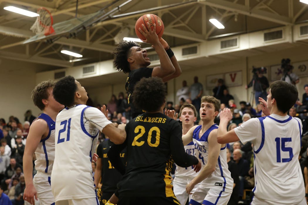 DeLaSalle’s Nasir Whitlock hovered above the rest during the section final. 