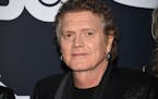 Rick Allen, of Def Leppard, arrives at the Rock & Roll Hall of Fame induction ceremony at the Barclays Center on Friday, March 29, 2019, in New York. 
