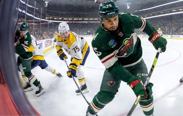 Ryan Reaves, one of this season’s acquisitions, speaks highly of the Wild’s locker room.