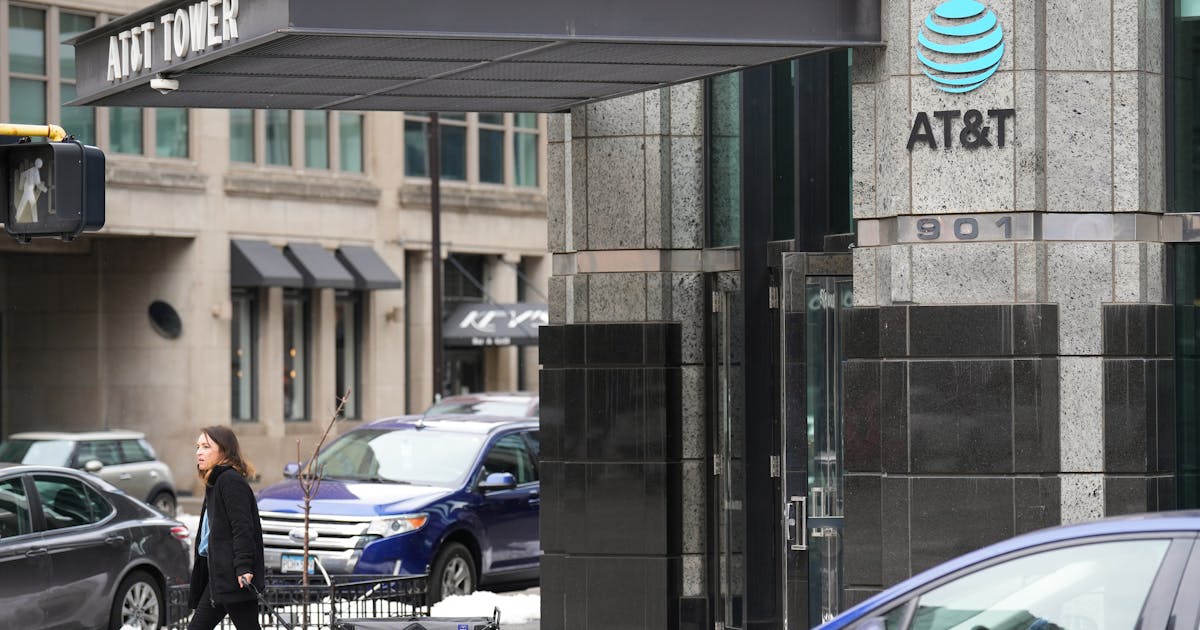 AT&T verlaat zijn gelijknamige toren in het centrum van Minneapolis voor een faciliteit in een buitenwijk
