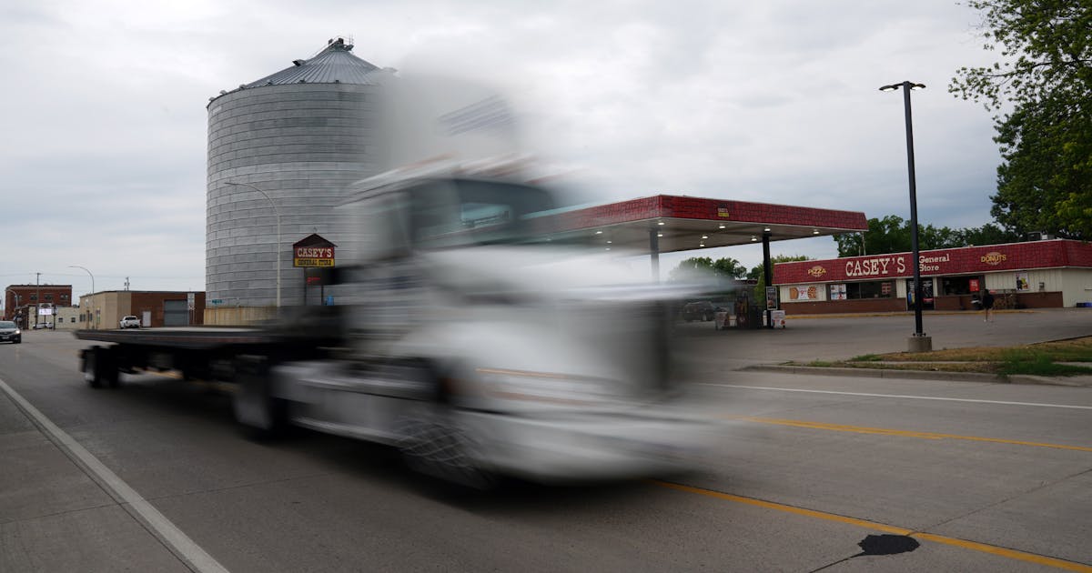 Minnesota truck drivers: We need more parking