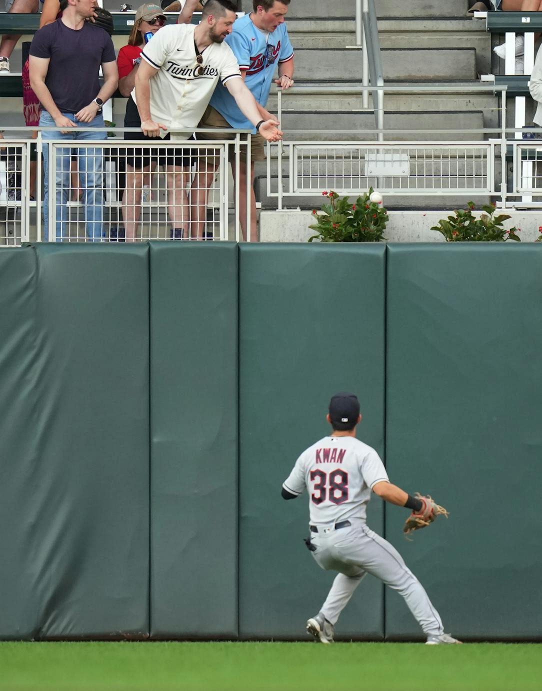 Advice for Rocco: Don't Rest Byron Buxton and Carlos Correa on the