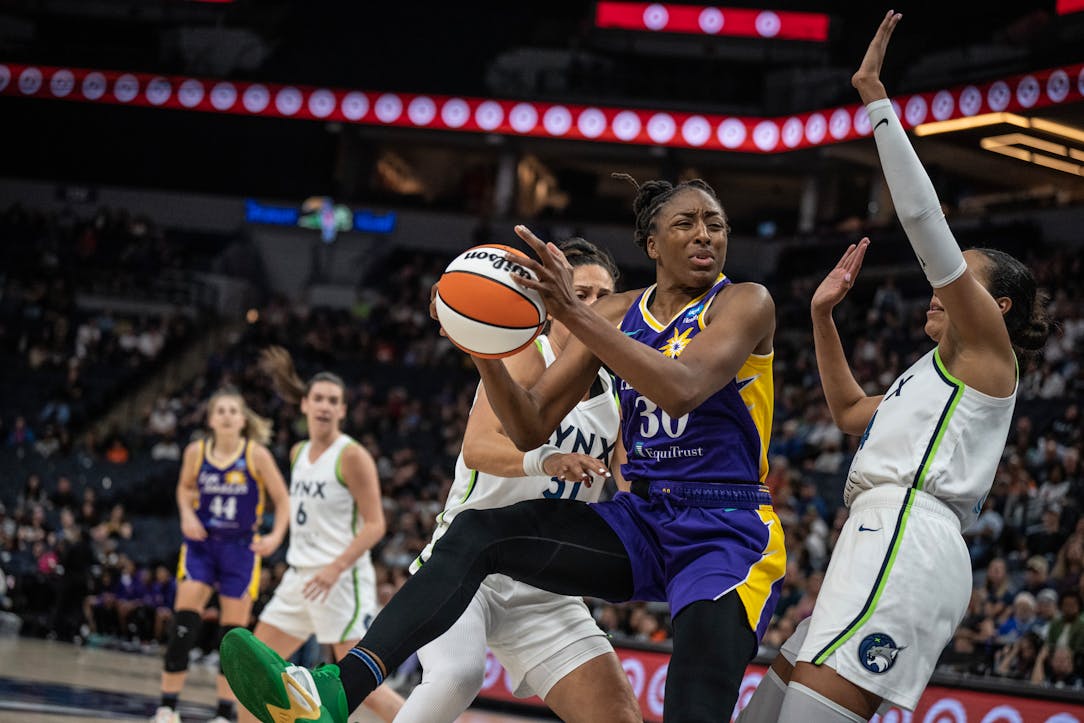 Event Feedback: Las Angeles Sparks vs. Minnesota Lynx - WNBA
