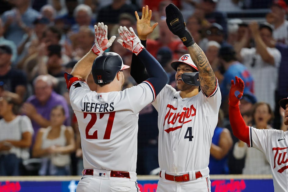 The Twins came back late to win the series opener 7-5 over the Rangers