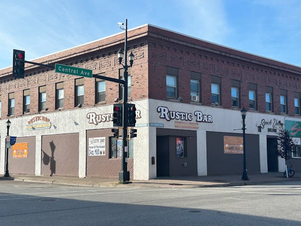 Police are investigating an incident last week at the Rustic Bar in Duluth that left a woman bloodied and bruised.