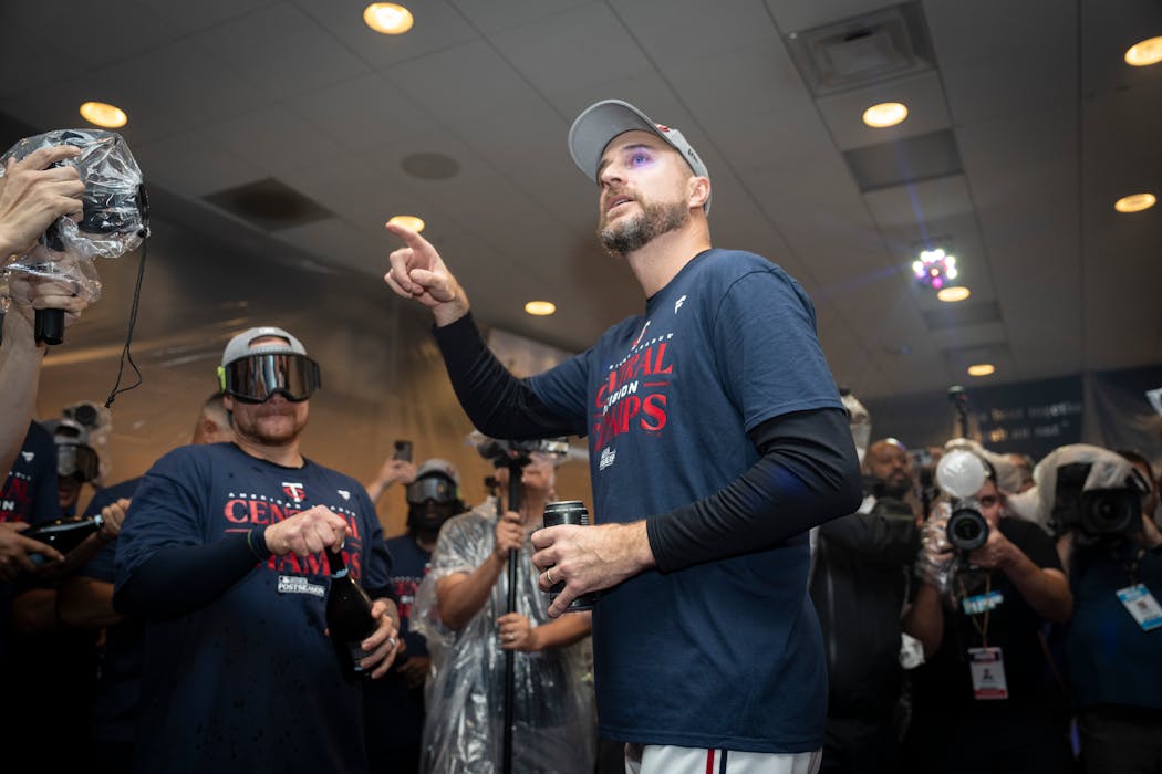 Twins manager Rocco Baldelli addressed the team in the clubhouse after winning Friday night,