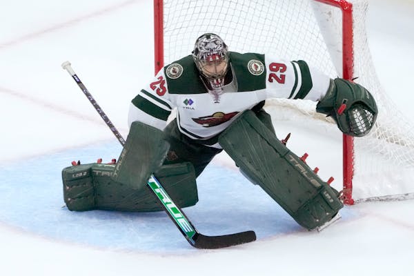 Fleury returns home to Montreal, ready to chase history with the Wild