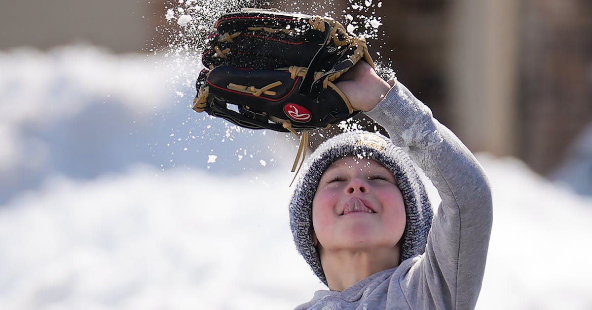 Despite weekend dusting, Twin Cities running behind on snowfall